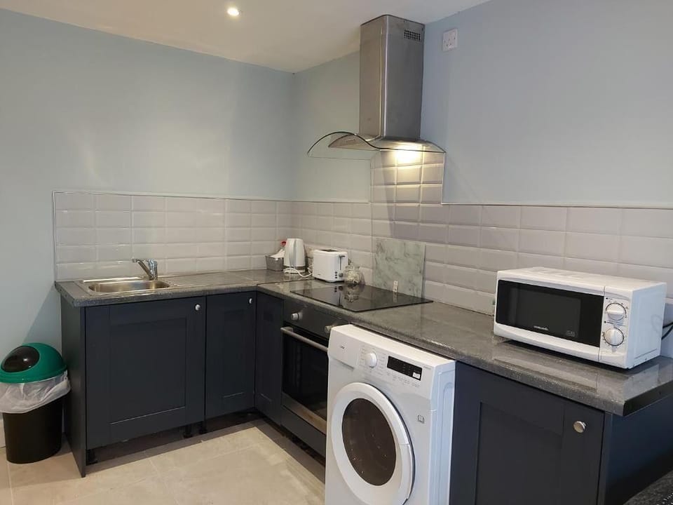 7 Eyre Square Lane Hotel in Galway