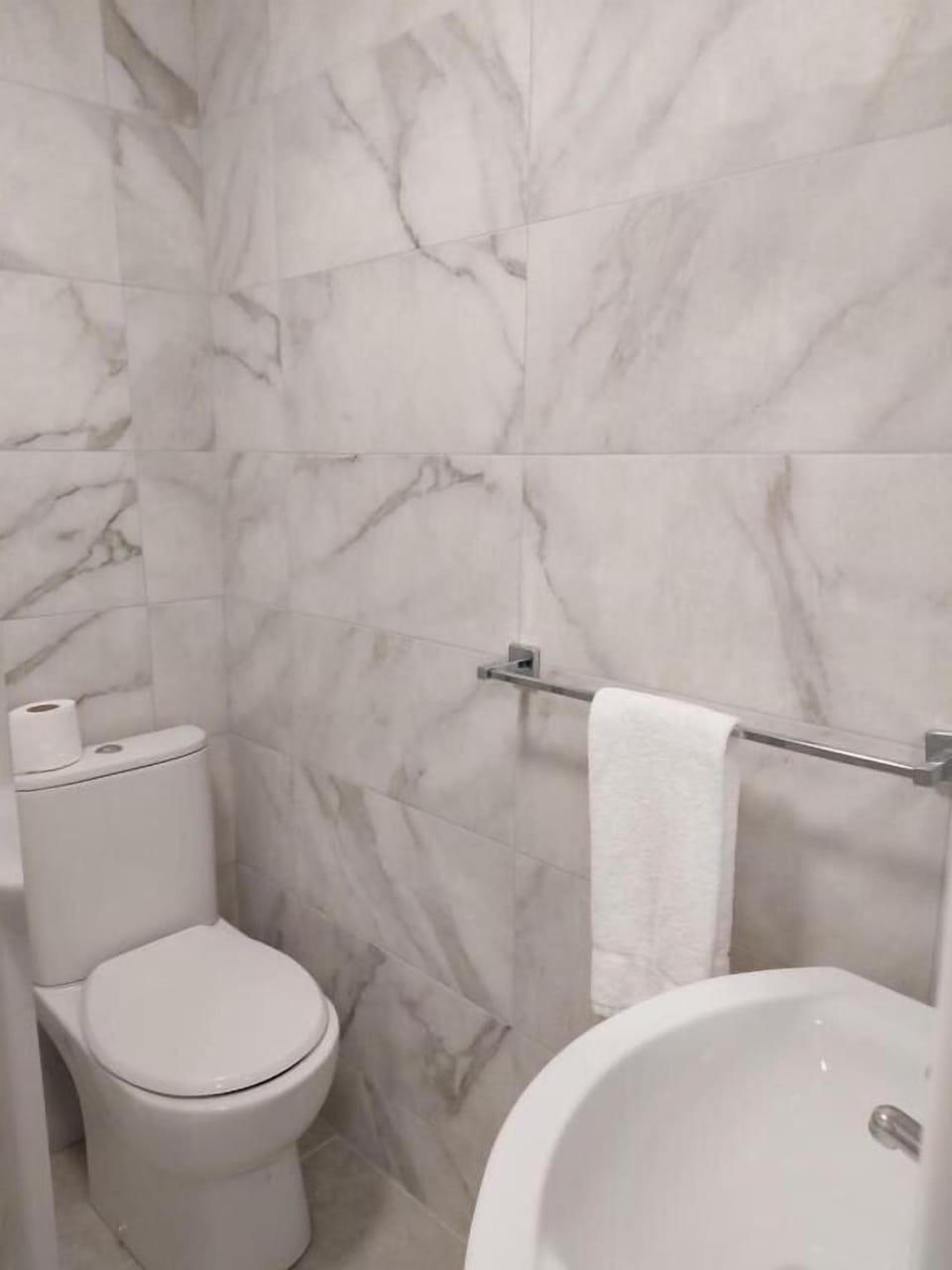 7 Eyre Square Lane Hotel in Galway