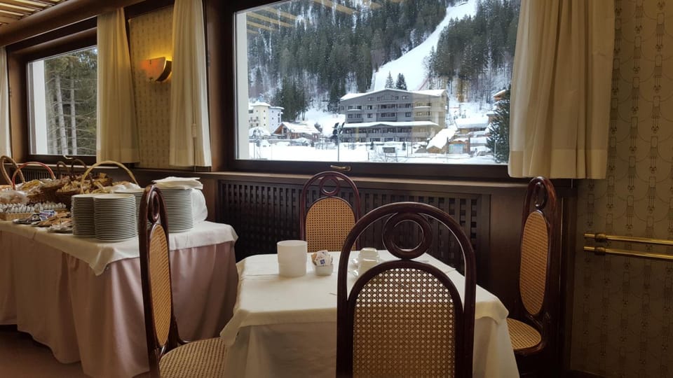 Hotel Cristallo Hotel in Madonna di Campiglio