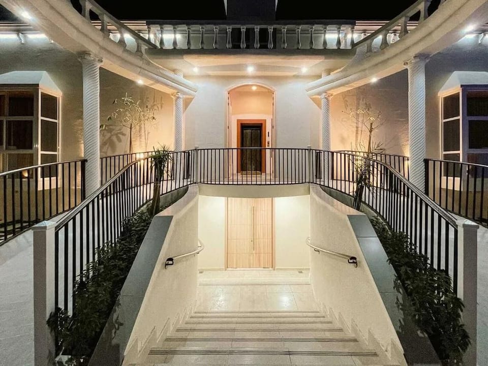 Discovery Guest House -Sur Hotel in Oman