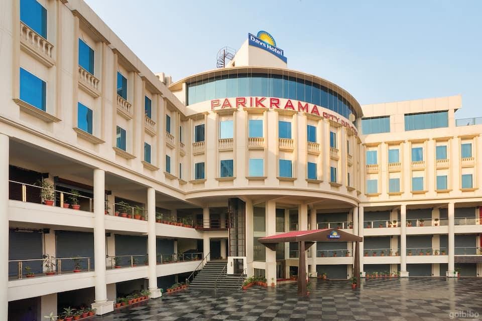 Days Hotel Hotel in Punjab, India