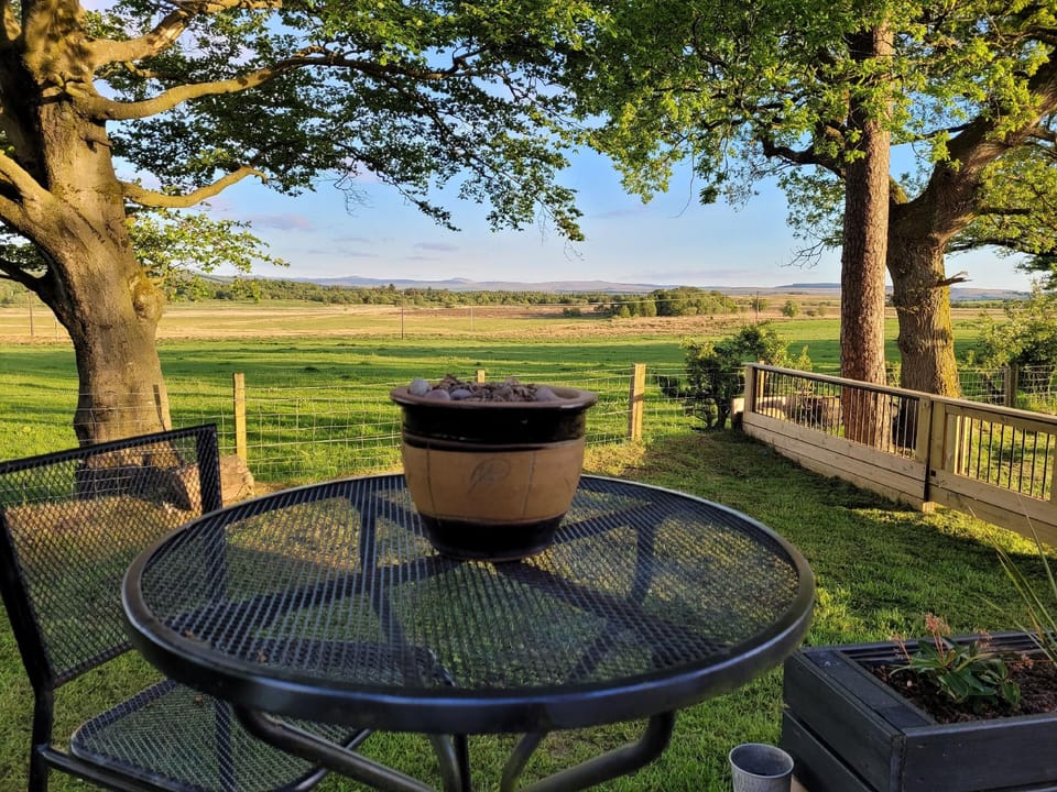 Cosy Wood Cabin in Rural Area Near National Park Hotel in England