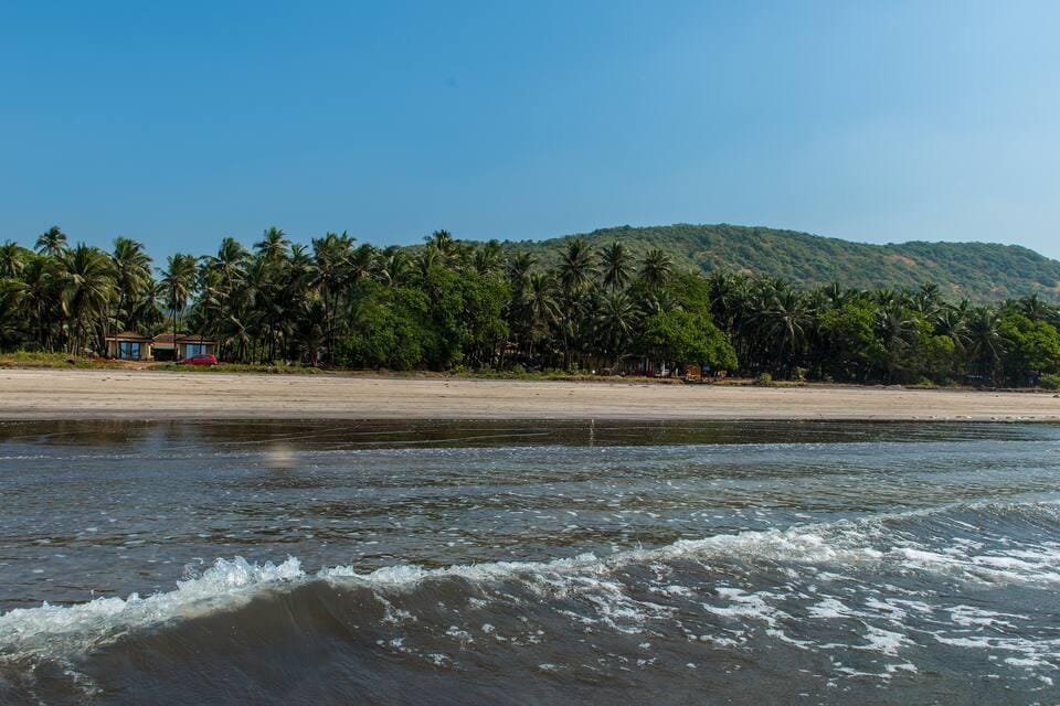Om Shanti Beach Resort Hotel in Maharashtra