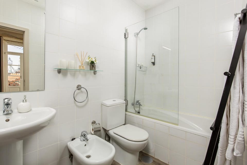 Youropo - Cl Rigos 2B Hotel in Porto