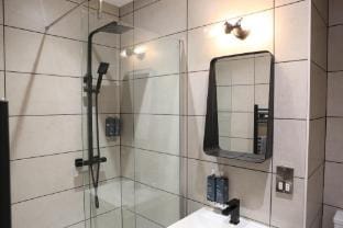 Old Rectifying House Superior Apartment Hotel in Worcester