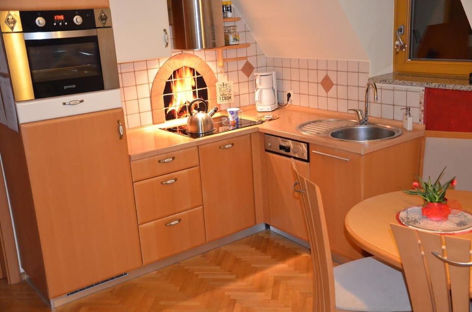 Apartment Crystal Rose Hotel in Friuli-Venezia Giulia