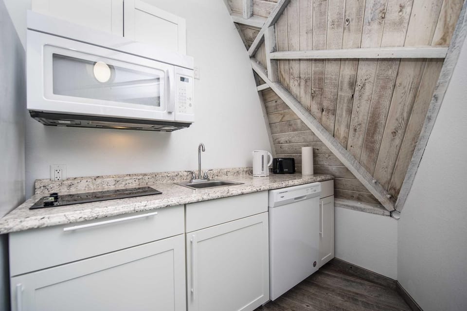 Studio 01 - Lake Sumner Hotel in Groveland