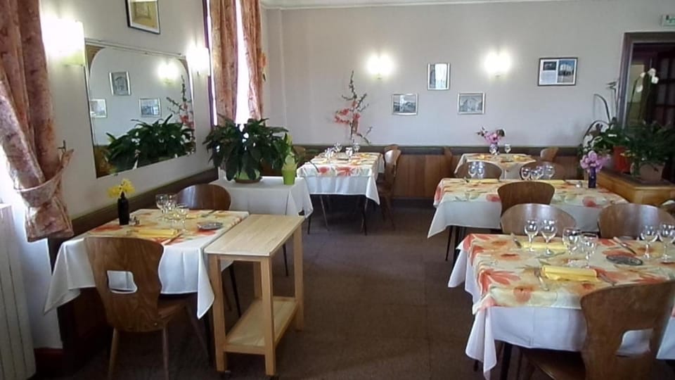 Hotel La Vie En Rose Hotel in Auvergne-Rhône-Alpes