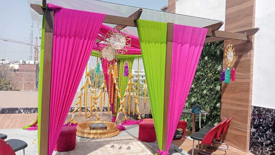Banquet hall