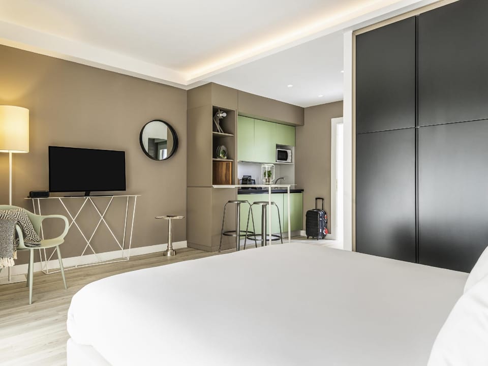 Guestroom
