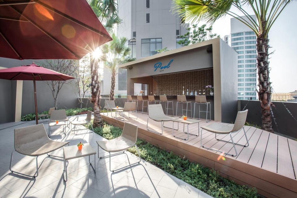 Bar/lounge