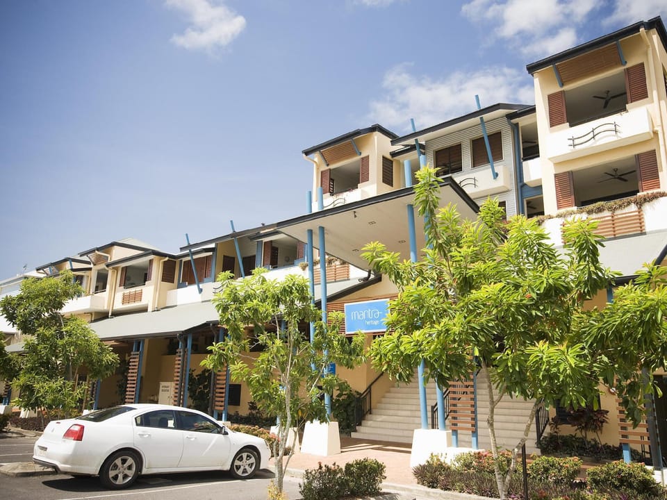 Mantra Heritage Port Douglas Hotel in Port Douglas