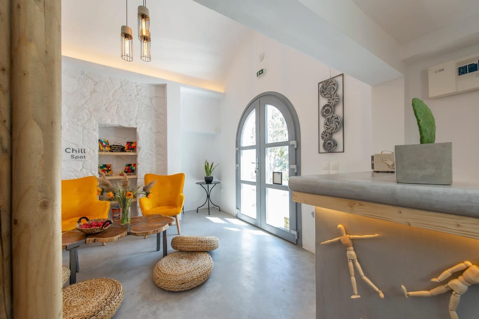 Bedspot Hostel Hostel in Thera