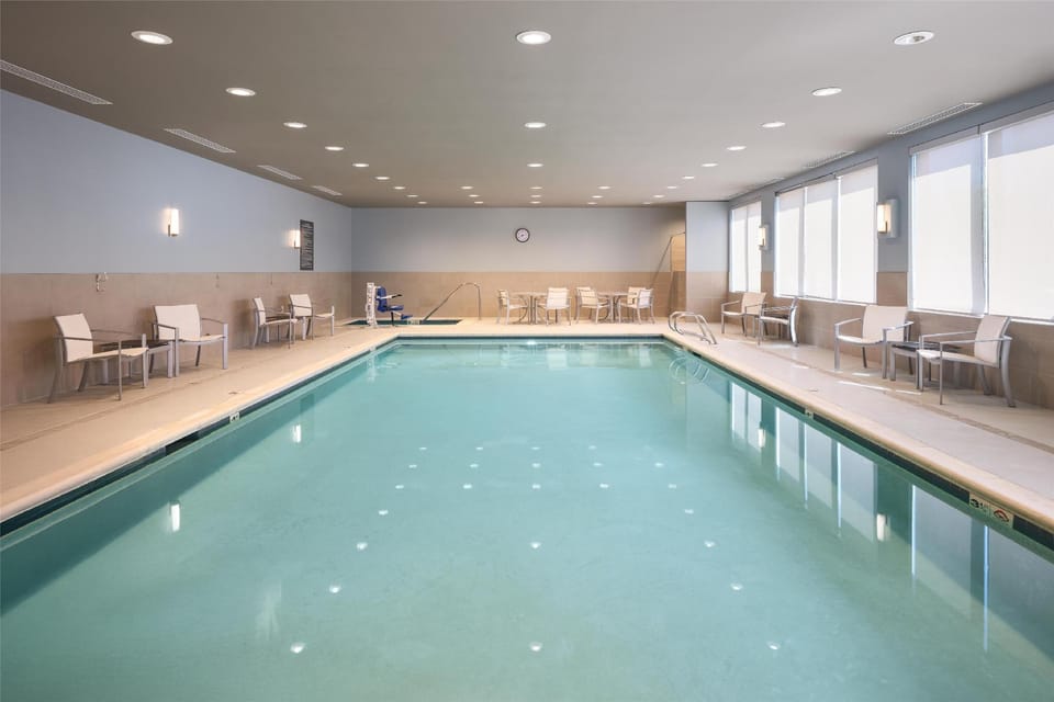 Best Western Premier Hotel at Fisher's Landing Hotel in Vancouver