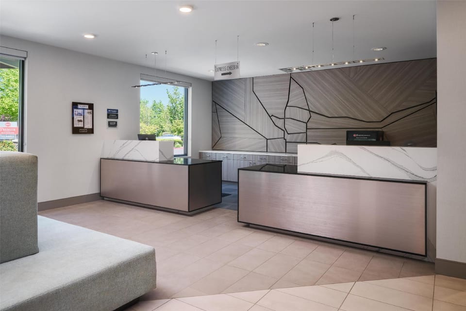 Best Western Premier Hotel at Fisher's Landing Hotel in Vancouver