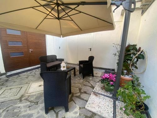 Ciampino "La Maison" Hotel in Rome