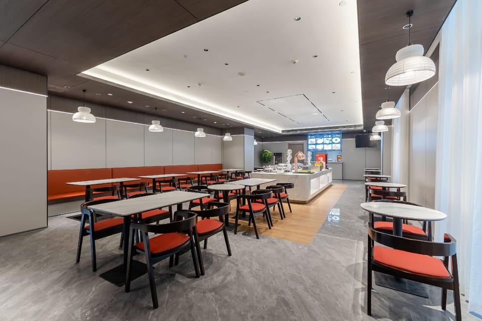 Gujing Junlai International Hotel (Feidong Wenyi Platinum Branch) Hotel in Jiangsu