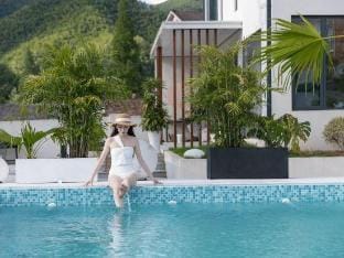 Habitat Summer · Wild Luxury Family Home Party Pool Party Design Homestay Hotel in Hangzhou