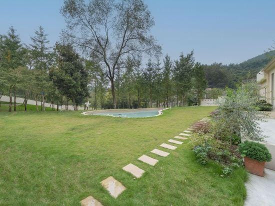A series of fun Hotel in Hangzhou