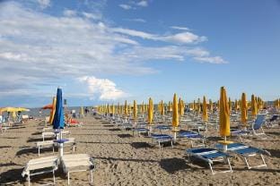 Charming villa immersed in a peaceful area Hotel in Lignano Sabbiadoro