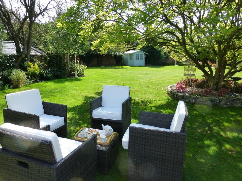 Greyhound Cottage Hotel in Babergh District