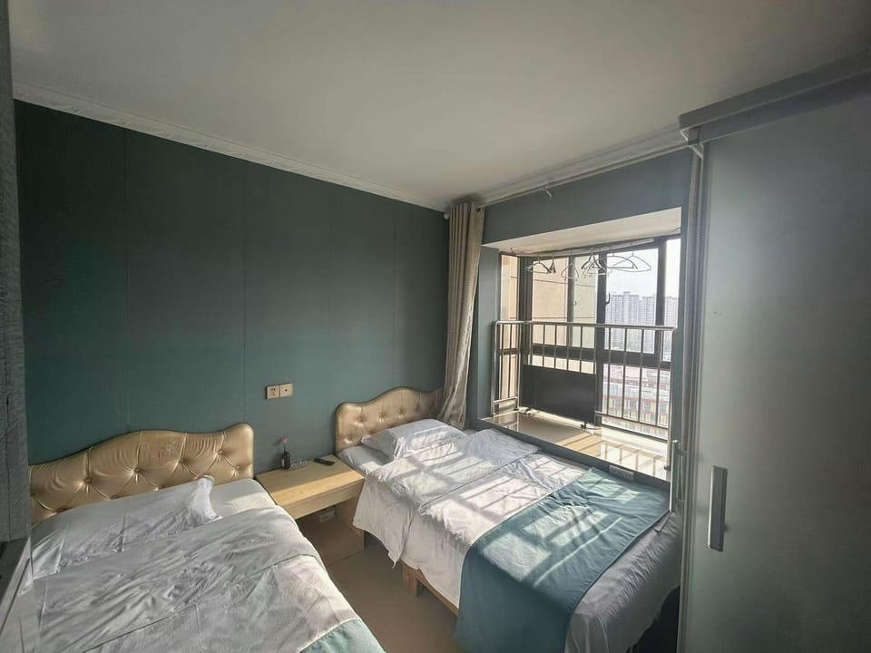 Seven o'clock Theme Guesthouse Hotel in China