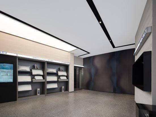 Atour X Hotel Zhuji Binjiang Road Sports Park Hotel in Hangzhou
