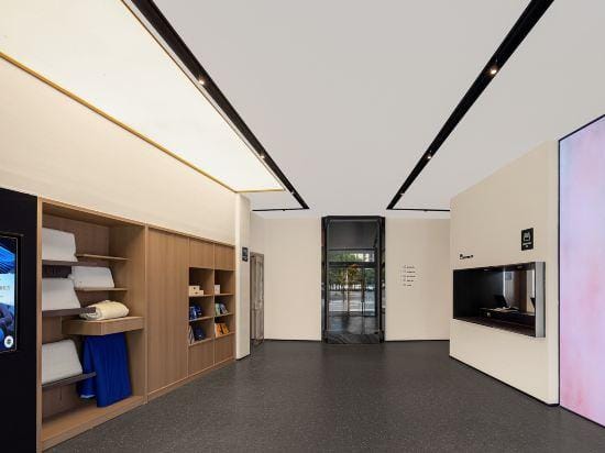 Atour X Hotel Zhuji Binjiang Road Sports Park Hotel in Hangzhou