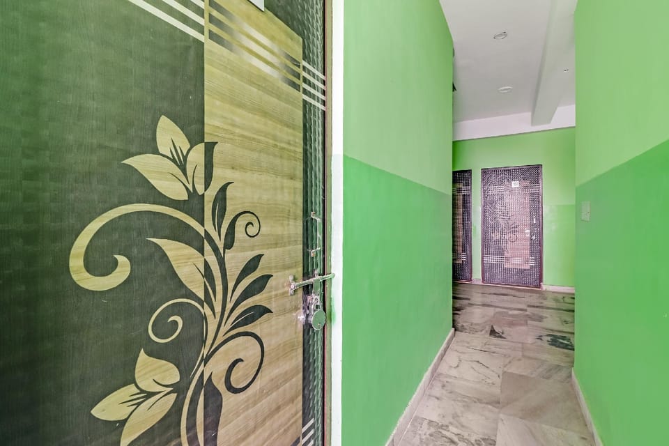 Hotel O Dev Guest House Hotel in Agra