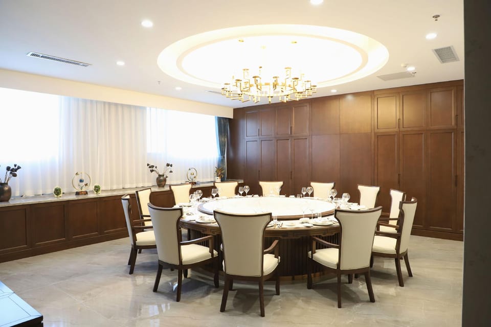 JIANGNAN HOTEL Hotel in China