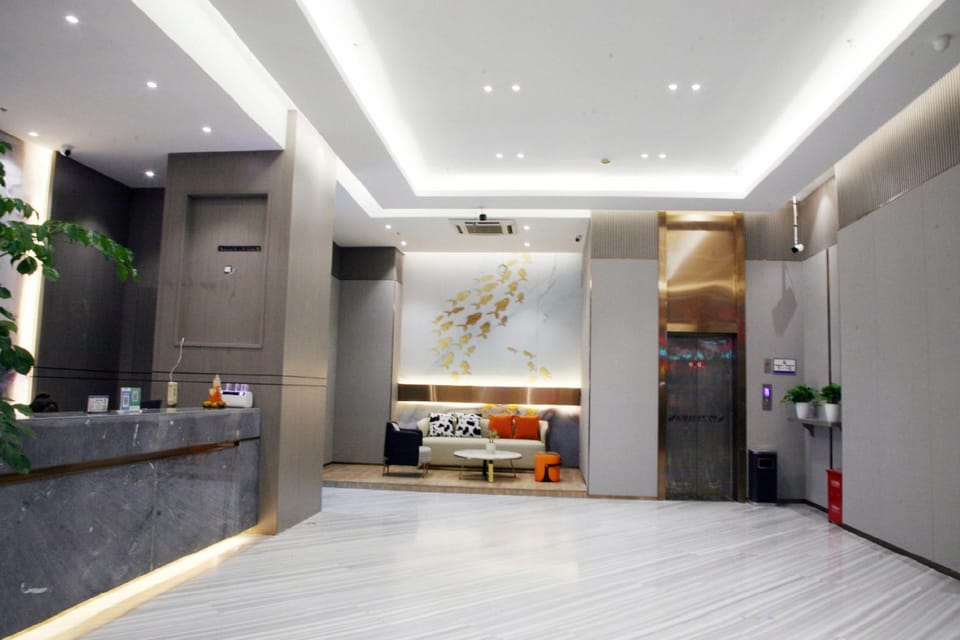 Rui'an Longsheng Business Hotel (Wuyue Square Branch) Hotel in Zhejiang