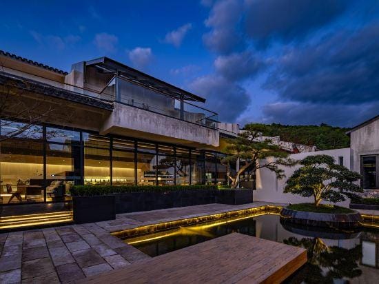 Ningbo Taolu SCHOLARS Hotel (Dongqian Lake) Hotel in Zhejiang
