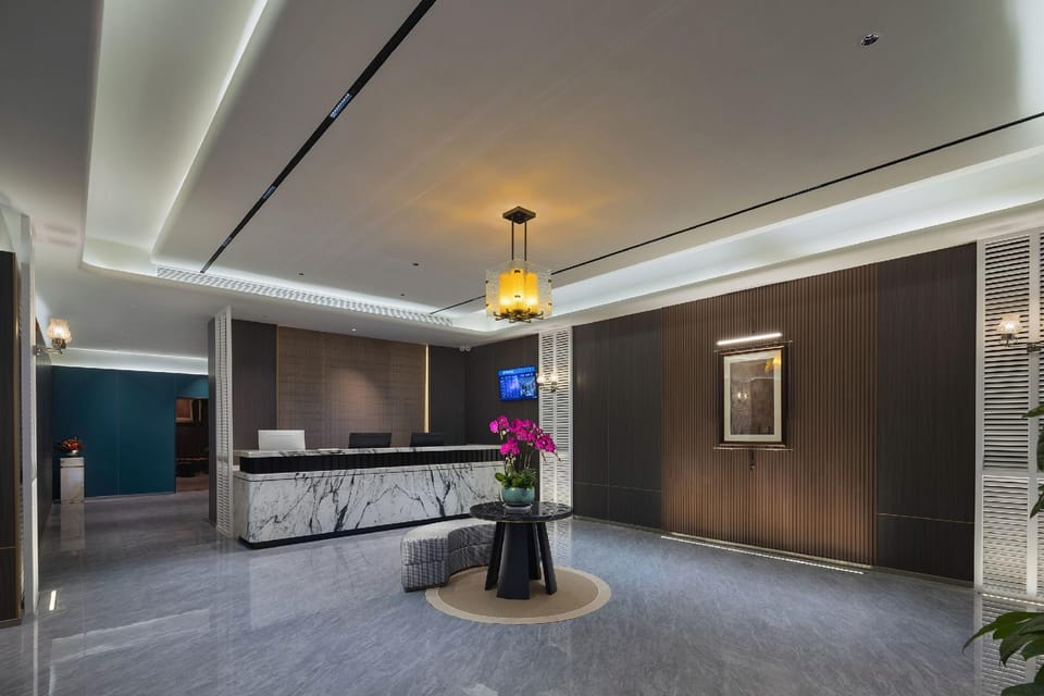 JinHongFour-Seasons Hotel Hotel in Guangdong