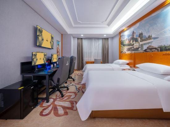 E-sports bear Hotel in Jiangsu