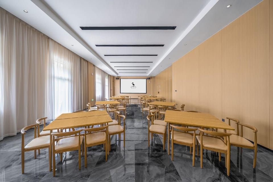 foshangaomingluqitaihotel Hotel in Guangdong
