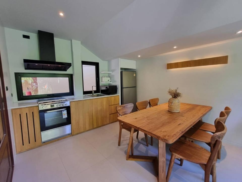 Samui Honey Cottages Beach Resort Hotel in Ko Samui