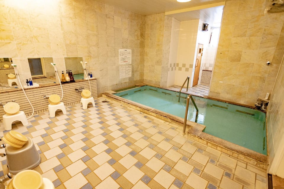 Hot spring bath
