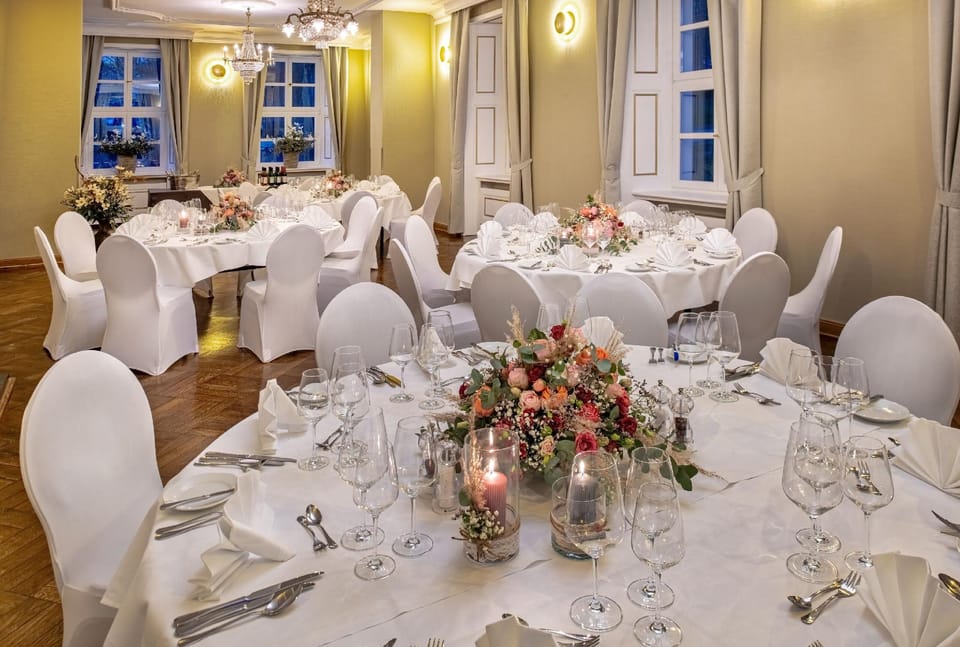 Schloss Rattey Hotel in Mecklenburgische Seenplatte