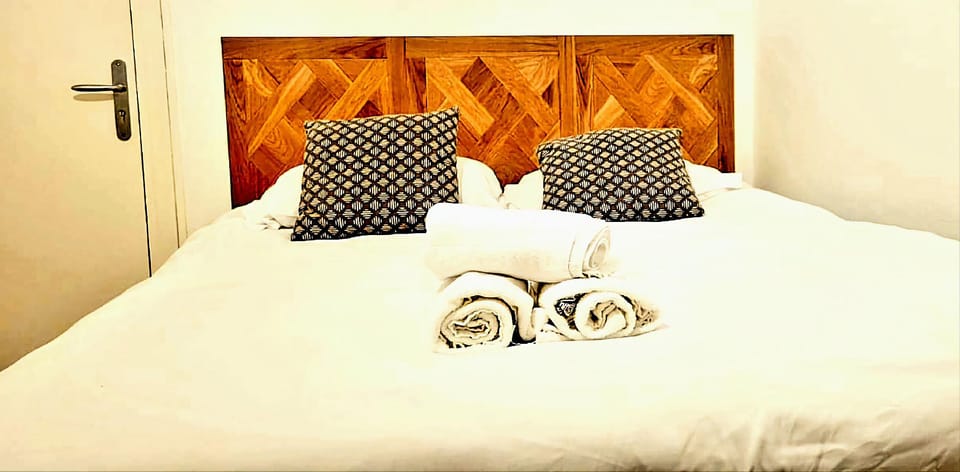 Résidence La Cocarde Hotel in Bourges