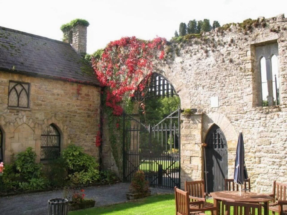 Kinnitty Castle Hotel Hotel in Co. Tipperary, Ireland