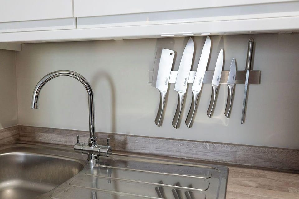 YourApartment - Wellington Place Hotel in Bristol