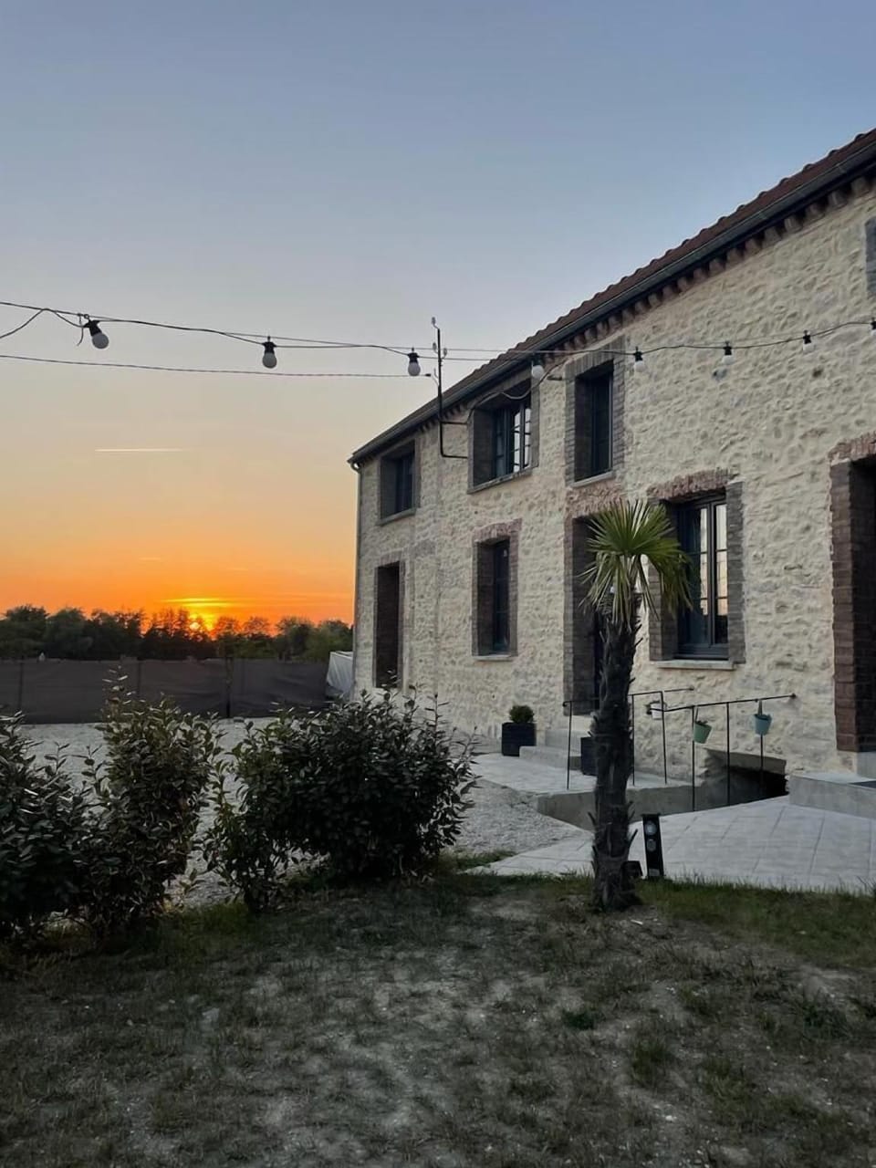 Le Clos des Lys Hotel in Île-de-France