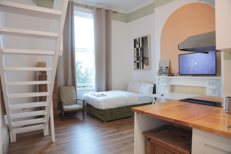 Sunlight Studio Hotel in London Borough of Islington
