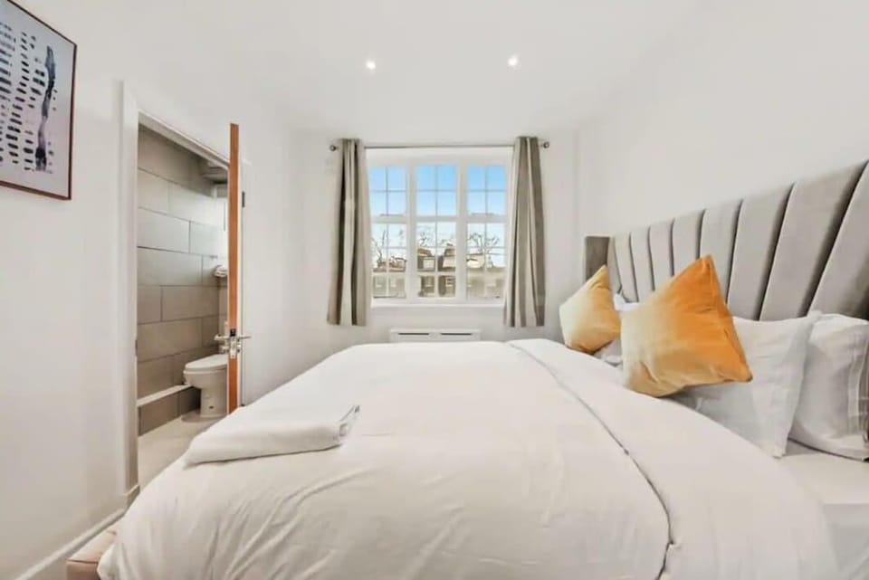 The Grosvenor Residences Hotel in City of Westminster