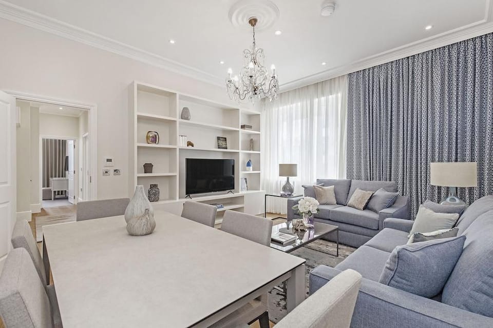 Chesham Court Hotel in City of Westminster