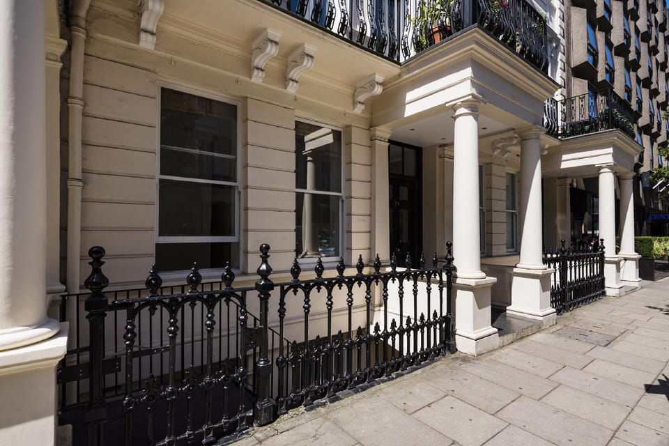 Queensway 1 Hotel in City of Westminster