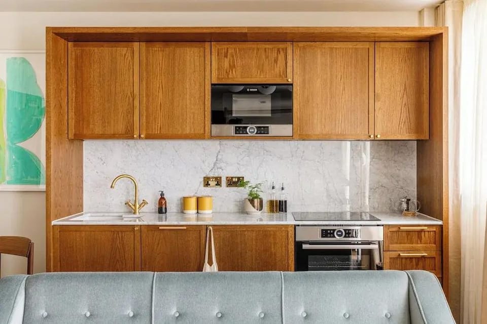 Stunning Apartment with City views Hotel in London