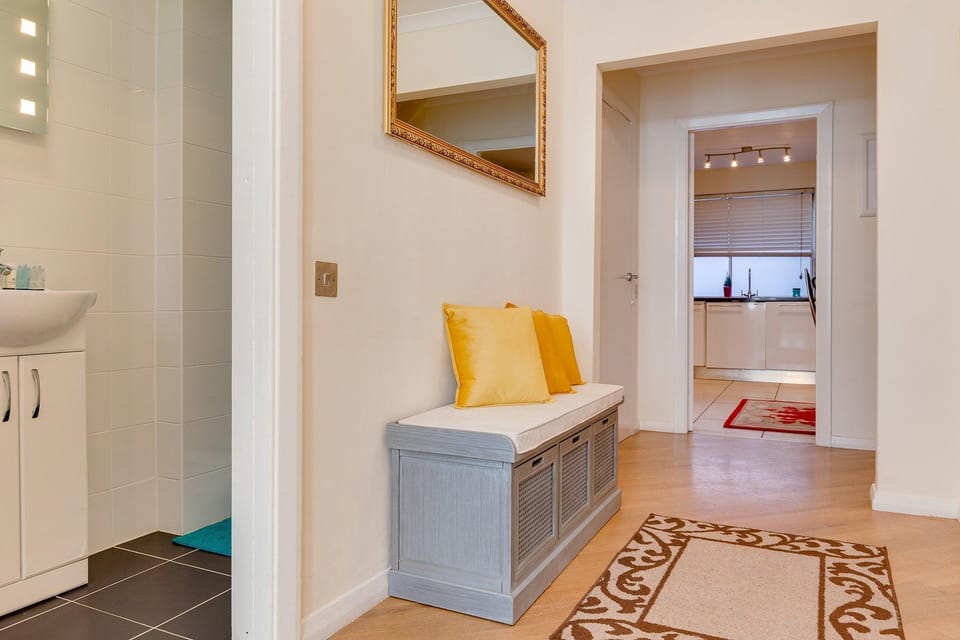 Luxury Villa 6-bed Next to Marble Arch Hotel in City of Westminster