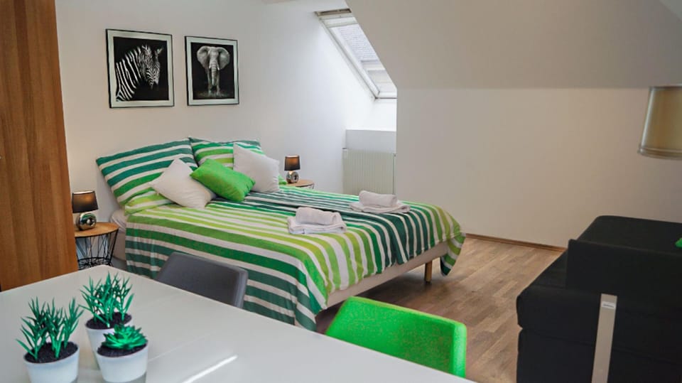 Modern Apartment in The Heart of Vienna 3 Hotel in Vienna