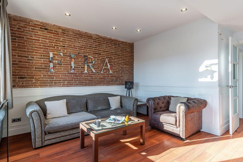 Enjoybcn Fira Apartment Hotel in Barcelona